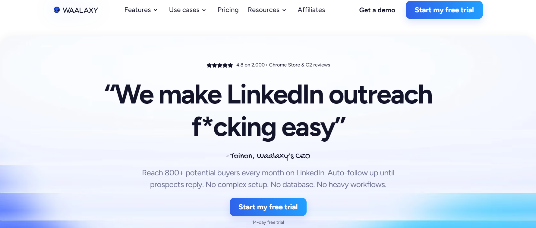 Waalaxy LinkedIn outreach tool — homepage showing 4.8 rating on 2,000+ reviews and tagline about making LinkedIn outreach easy